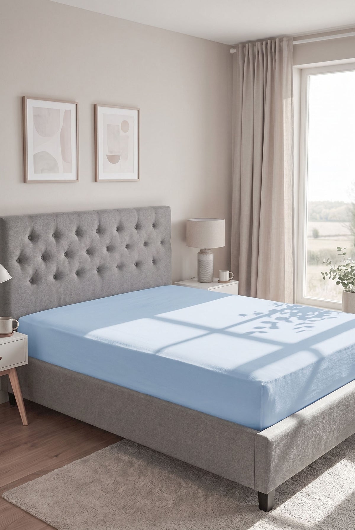 biberna Jersey-Elastic Spannbetttuch – Eisblau im Schlafzimmer